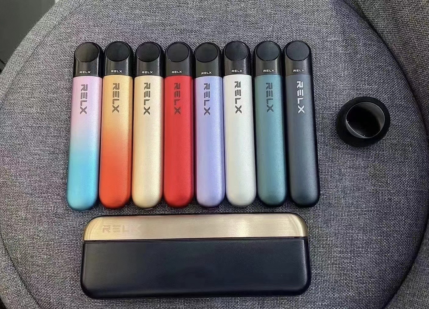 悦刻五代幻影怎么连接蓝牙