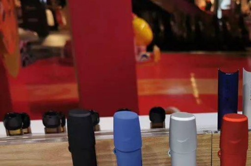 悦刻2代一直红灯亮怎么办(悦刻二代灯一直亮)